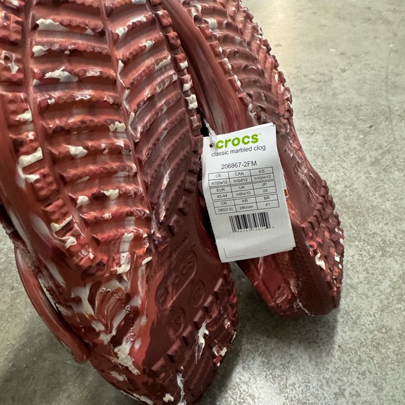 Crocs - Picture 3 of 4